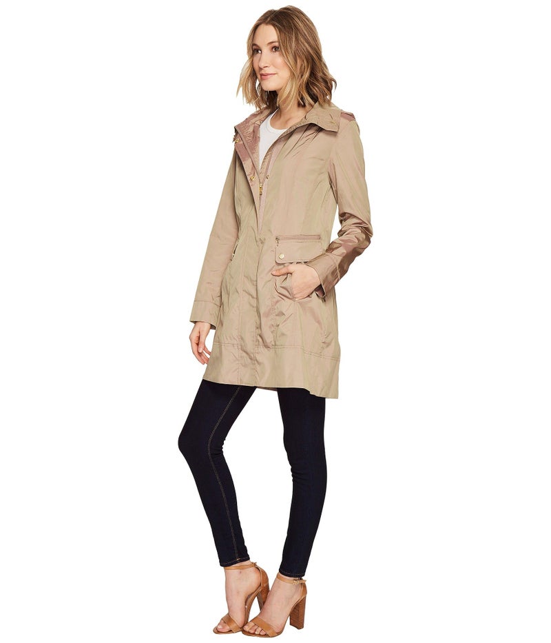 Cole Haan Women's Packable rain Jacket, champagne, 2X - Image 2